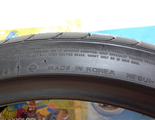 ยาง,235-35-19 NEXEN สภาพ99\% ปลายปี13สี่เส้น 9,900 แยกคู่ได้ ยาง,235-35-19 NEXEN สภาพ99\% ปลายปี13สี่เส้น 9,900 แยกคู่ได้