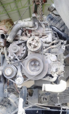 ขายเครื่องอีซูสุ 260 แรงม้า