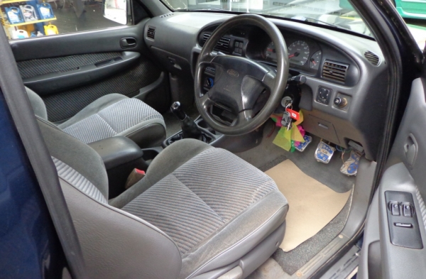 2001 FORD, RANGER 2.9 XLT โฉม SUPER CAB รถสวยสภาพพร้อมใช้ เป็นรถที่อึดทนแข็งเอาไปใช้ยาวๆ