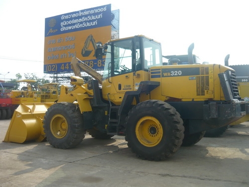 รถตักล้อยาง Komatsu WA320-6 ใหม่ล่าสุด รถเก่านอก นำเข้าจากญี่ปุ่นโดยตรง