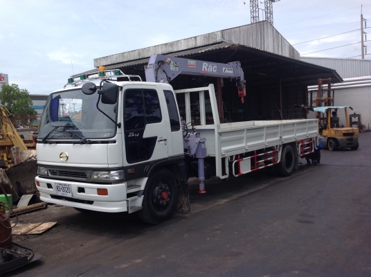 ให้เช่ารถ 6 ล้อติดเครนเฮียบ 5ตัน