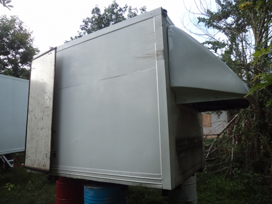 ขาย((30000)) เป็นตู้แห้งสภาพสวยของรถกะบะตอนเดียว