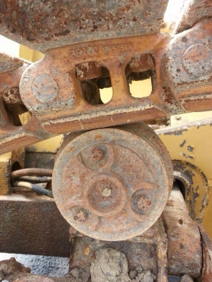 ขายแทรกเตอร์ D5H เกียร์ตัด สภาพพร้อมใช้ เอกสารเล่มทะเบียน สภาพเก่านอก