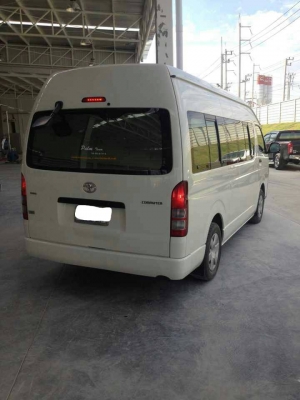ขายดาวน์รถตู้ TOYOTA COMMUTER ปี 2010 เบาะ VIP 3 แถว ขายดาวน์รถตู้ TOYOTA COMMUTER ปี 2010 เบาะ VIP 3 แถว