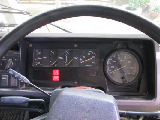 ขาย   เทลเลอร์บรรทุกรถเกี่ยวข้าวหรือแมคโคร เครื่อง 200แรงเทอร์โบ