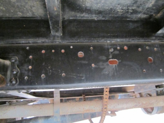 ขาย   เทลเลอร์บรรทุกรถเกี่ยวข้าวหรือแมคโคร เครื่อง 200แรงเทอร์โบ