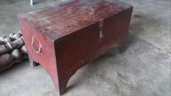 หีบไม้สัก