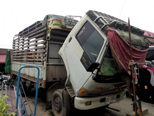 FC142 เครื่อง165แรง FC142 เครื่อง165แรง