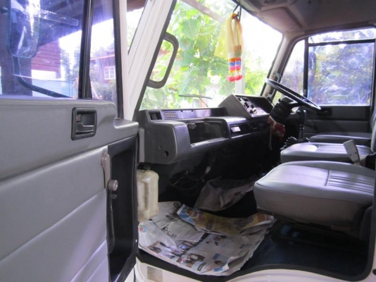 ขาย เทลเลอร์บรรทุกรถเกี่ยวข้าวหรือแมคโคร เครื่อง 200แรงเทอร์โบ ขาย เทลเลอร์บรรทุกรถเกี่ยวข้าวหรือแมคโคร เครื่อง 200แรงเทอร์โบ