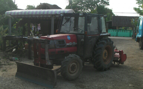 ขาย รถไถนั่งขับ คูโบต้า GL-32 สนใจ 082 0332551สุวัตนา