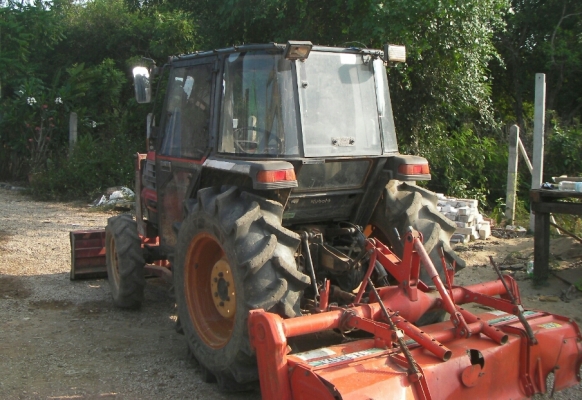 ขาย รถไถนั่งขับ คูโบต้า GL-32 สนใจ 082 0332551สุวัตนา