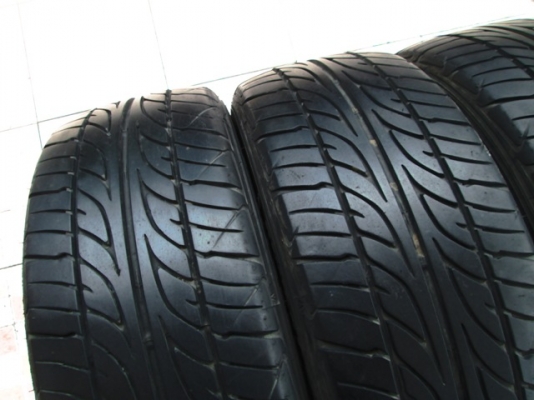 ขายยาง DUNLOP LM703 205-55-16 ปี12 (1ชุด) สวยๆเลย