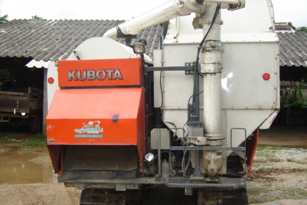 ขายรถเกี่ยวข้าว KUBOTA DC 95 GM