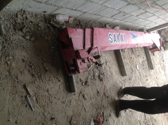 เครนเก่านอกแท้ ๆ SAKAI  รุ่น PUMAท้องวี ขาสูง  ยาว 10.50 เมตร