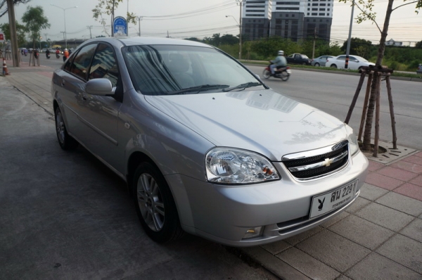 CHEV OPTRA 1.8 ปี 2007 ตัว TOP AUTO รถสวย เบาะหนัง แอร์เย็นๆ ล้อ MAX ARIBAG คู่หน้า เบรคระบบ ABS เครื่องเดิมๆวิ่งดี ช่วงล่างแน่น ไม่เคยติดแก็ส ภายในสภาพสวย สีสวย รถพร้อมใช้งาน จัดไฟแนนได้