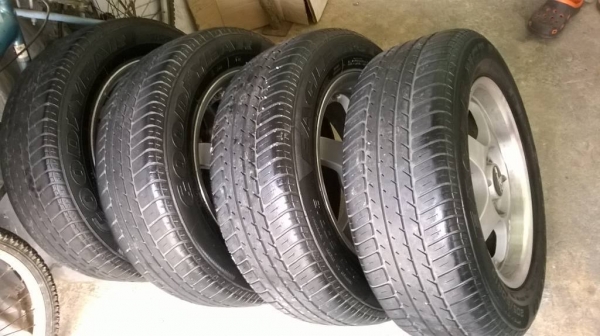 แม็กเลนโซ่ขอบ 15 แถมยาง ราคา 5900 บาท แม็กเลนโซ่ขอบ 15 แถมยาง ราคา 5900 บาท