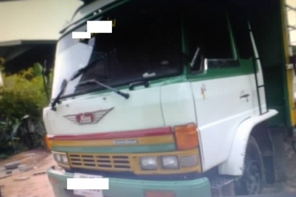 ขาย F17 เครื่อง EH700 168 แรง หกล้อ พร้อมใช้ โทร 088-4501277 ขาย F17 เครื่อง EH700 168 แรง หกล้อ พร้อมใช้ โทร 088-4501277