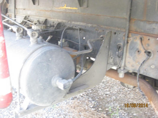 ขาย F17 เครื่อง EH700 168 แรง หกล้อ พร้อมใช้ โทร 088-4501277 ขาย F17 เครื่อง EH700 168 แรง หกล้อ พร้อมใช้ โทร 088-4501277