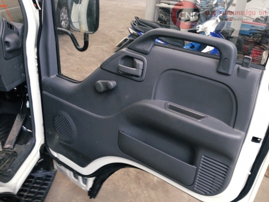 ขายหัวเก๋ง ISUZU NPR รุ่นใหม่  ตาเพชร