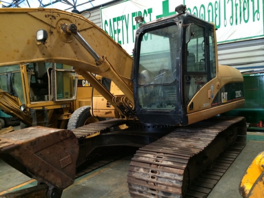 CAT 320CL บูมยาวนำเข้าจากญี่ปุ่น ยังไม่เคยใช้งานในไทย ขายถูกครับ