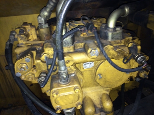 CAT 320CL บูมยาวนำเข้าจากญี่ปุ่น ยังไม่เคยใช้งานในไทย ขายถูกครับ