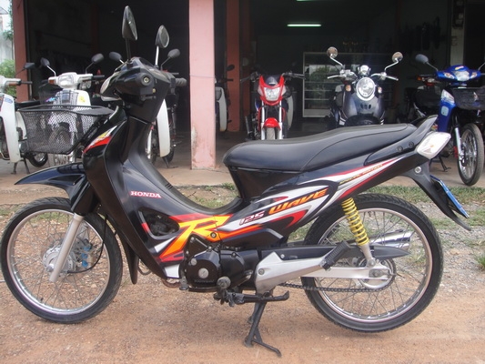 ขายฮอนด้าเวฟ 125 สีดำ  ทะเบียนพร้อมชุดโอน