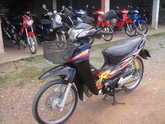 ขายฮอนด้าเวฟ 125 สีดำ  ทะเบียนพร้อมชุดโอน