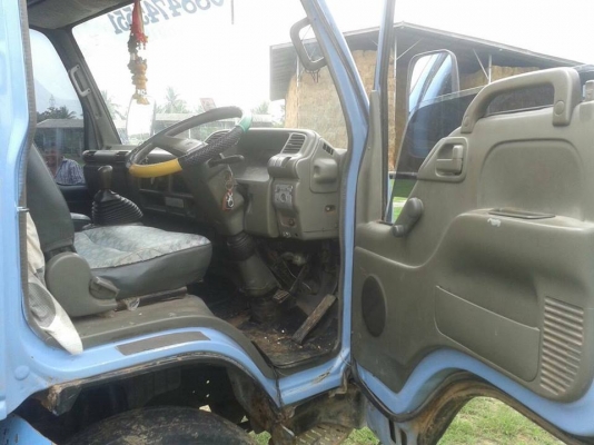 **455,000 บ.ต่อรอง**ขาย6ล้อ 120 ราคาเบาๆ ISUZU NPR66LX5S 4HF1-120ฝาดำใส่ฝาขาว ห้างแท้ปี39 เครื่องเดิม เปลี่ยนแต่ฝา เครื่องฟิตมาใหม่ไม่นาน แห้งๆ แน่นดี แรง เกียร์ดีไม่มีหลุด ช่วงล่างเดิม คัสซีดีไม่ปะไม่ดาม ไม่ผุ กระบะพื้นไม้คอกเหล็กสภาพสวย พื้นดีข้างสวยไม่