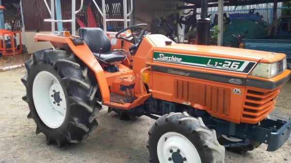 ปัญญาแทรคเตอร์มาแล้ว...จัดมาให้ครับ คูโบต้า L1-26 พร้อมโรตาลี่ จัดส่ง อ.ศรีประจัน จ.สุพรรณบุรี
