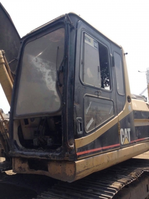 ขาย CAT 320V2 สภาพสวยพร้อมใช้ ราคาต่อรองได้ ติดต่อได้ที่คุณ อ๊อฟ พิจิต737-ร 086-9991