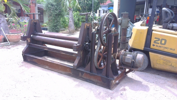 Sell> ขายเครื่องม้วนเหล็กแผ่น หน้ากว้าง 5 ฟุต ลูกกลิ้งบนโต 4.5" นิ้ว สองลูกล่างโต 5.5" นิ้วครับ พร้อมใช้งานครับ Sell> ขายเครื่องม้วนเหล็กแผ่น หน้ากว้าง 5 ฟุต ลูกกลิ้งบนโต 4.5" นิ้ว สองลูกล่างโต 5.5" นิ้วครับ พร้อมใช้งานครับ