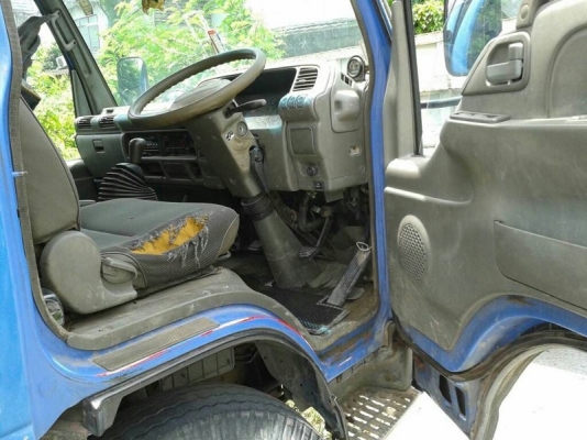 รถอีซูซู 6 ล้อดั้ม NKR 135 แรงม้า ปี 54. สนใจติดต่อ 081 - 6079515 รถอีซูซู 6 ล้อดั้ม NKR 135 แรงม้า ปี 54. สนใจติดต่อ 081 - 6079515