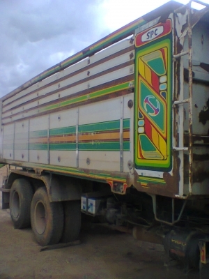 ขายรถสิบล้อ 3M สองเพลาดั้ม เดิมๆ ปี45