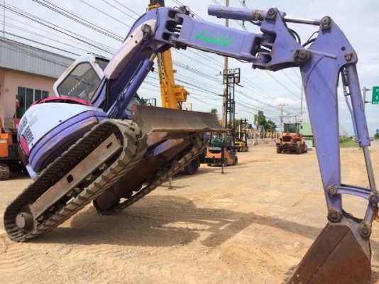 ขายรถแบคโฮ KOMATSU PC75UU-2 คอลโทรลสั้น ปั้มนิ้ว สภาพสวยพร้อมใช้ นำเข้าจากญี่ปุ่น มีVDOการทำงานครับ