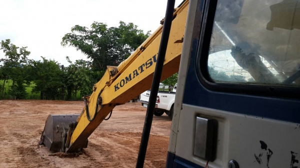 ขายรถขุดแบ็คโค KOMATSU 100-5ไฟฟ้าเต็ม แอร์เย็น เอวแน่น บูมดี ช่วงล่างเต็ม เครื่องเดิม ปั๊มแห้ง สภาพพร้อมใช้งาน เอกสาร อินวอยซ์ สภาพพร้อมลุยงาน ขายรถขุดแบ็คโค KOMATSU 100-5ไฟฟ้าเต็ม แอร์เย็น เอวแน่น บูมดี ช่วงล่างเต็ม เครื่องเดิม ปั๊มแห้ง สภาพพร้อมใช้งาน เอกสาร อินวอยซ์ สภาพพร้อมลุยงาน