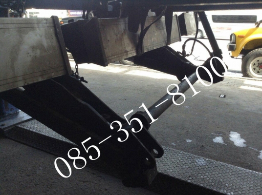 ลิฟยกของท้ายรถไฮดรอลิค