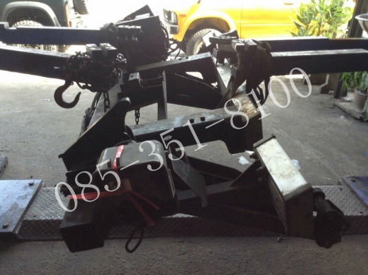 ลิฟยกของท้ายรถไฮดรอลิค