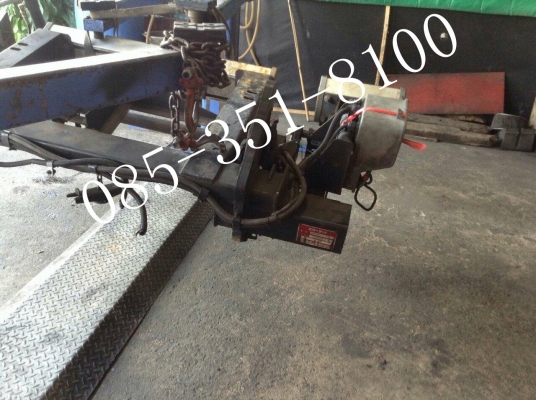 ลิฟยกของท้ายรถไฮดรอลิค