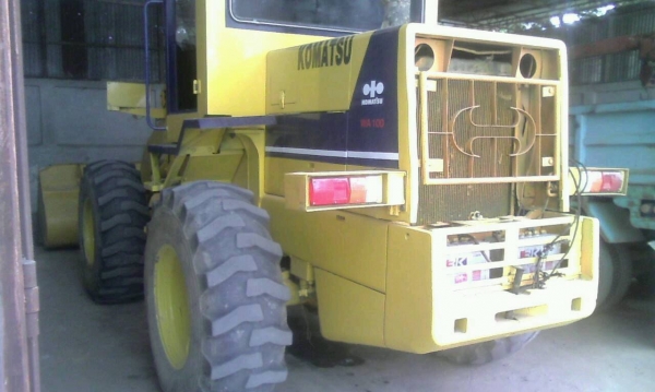 ขายรถตักล้อยาง KOMATSU WA-100-1 รถสวยแบบเก่านอก สภาพสมบูรณ์พร้อมใช้ สนใจโทร