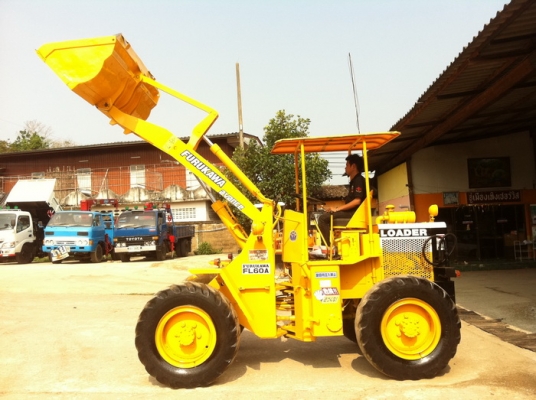 ขายรถตัก FURUKAWA FL60A เก่านอก ขนาดบุ้งกี๋ 1คิว มีหลายคันให้เลือก