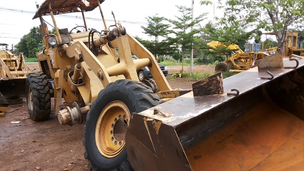 ***ขายแล้วครับขอบคุณ Truck2hand ขายรถตักล้อยางเอวอ่อน Wheel Loder Komatsu JH63 S.No.1309 เครื่องเดิมปั้มเดิม ต่อแขน ขยายปาก แล้ว เครื่องยนต์ ISUZU DA640-95HP 6สูบ แน่นๆ แห้งๆ แรงดี ไม่เยิ้ม ปั้มดีแรงดี ทำงานดี เร็ว ระบบเกียร์ใช้งานปกติ ระบบขับเคลื่อน ระบบ ***ขายแล้วครับขอบคุณ Truck2hand ขายรถตักล้อยางเอวอ่อน Wheel Loder Komatsu JH63 S.No.1309 เครื่องเดิมปั้มเดิม ต่อแขน ขยายปาก แล้ว เครื่องยนต์ ISUZU DA640-95HP 6สูบ แน่นๆ แห้งๆ แรงดี ไม่เยิ้ม ปั้มดีแรงดี ทำงานดี เร็ว ระบบเกียร์ใช้งานปกติ ระบบขับเคลื่อน ระบบ