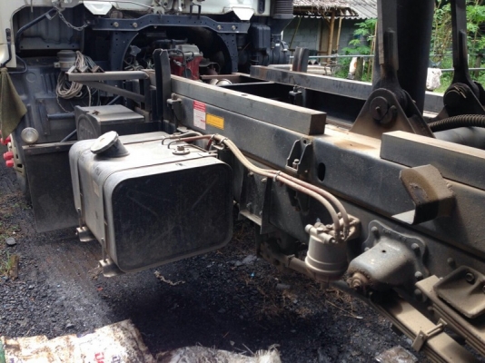 รถฮีโน่ 6 ล้อดั้ม 150 แรงม้า. ปี 56 ( รถวิ่ง 2x,xxx กม. ) สนใจติดต่อ 081 - 6079515 รถฮีโน่ 6 ล้อดั้ม 150 แรงม้า. ปี 56 ( รถวิ่ง 2x,xxx กม. ) สนใจติดต่อ 081 - 6079515