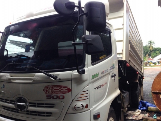 รถฮีโน่ 6 ล้อดั้ม 150 แรงม้า. ปี 56  ( รถวิ่ง 2x,xxx กม. )  สนใจติดต่อ 081 - 6079515