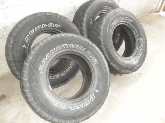 ยาง DUNLOP 31x10.50R15 ปี08 สวยๆ 4 เส้น ราคา 2500 บาท