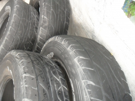 ยาง DUNLOP 31x10.50R15 ปี08 สวยๆ 4 เส้น ราคา 2500 บาท