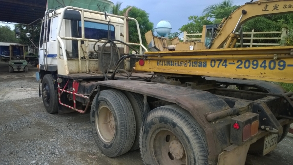 หัวลาก220แรง ปี*43FN527M-TG1270 เครื่ิองเดิมๆ6D16-TG1270 รถสภาพดี เดิมๆ รถออกห้างแท้..พร้อมใช้