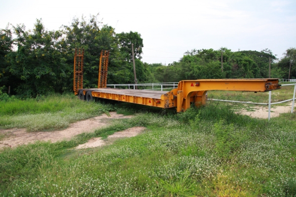 รถหัวลาก โลเบท NISSAN UD 290 แรงม้า หางพนัส สวยพร้อมใช้งาน