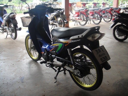 ขายฮอนด้าเวฟ 125 สีน้ำเงิน-ดำ ทะเบียนพร้อมชุดโอน ขายฮอนด้าเวฟ 125 สีน้ำเงิน-ดำ ทะเบียนพร้อมชุดโอน