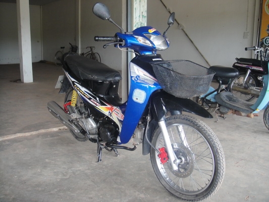 ขายฮอนด้าเวฟ 125 สีน้ำเงิน-ดำ ดิสหน้า - หลัง ทะเบียนพร้อมชุดโอน ขายฮอนด้าเวฟ 125 สีน้ำเงิน-ดำ ดิสหน้า - หลัง ทะเบียนพร้อมชุดโอน