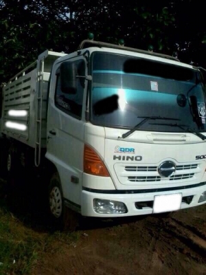 ขายดาวน์รถ6ล้อ HINO FC9JELA เครื่อง 175 แรงม้า ปี 54 วิ่ง 130,000 กิโล สนใจโทร 081-9701072 ขายดาวน์รถ6ล้อ HINO FC9JELA เครื่อง 175 แรงม้า ปี 54 วิ่ง 130,000 กิโล สนใจโทร 081-9701072